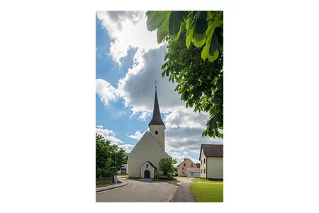 Filialkirche St. Leonhard Häusern